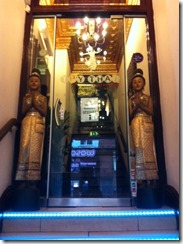 photo1